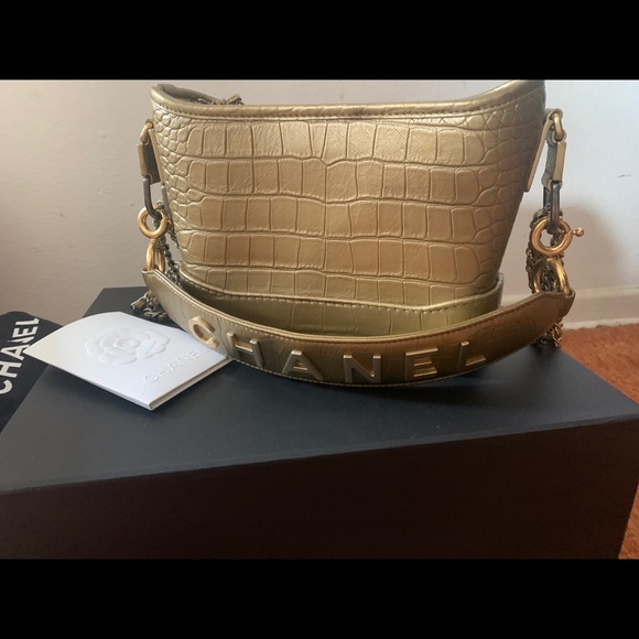 Chanel Gabrielle Embossed Croc Size Small - Picture 3 of 11